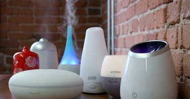Vaporizer vs. Diffuser: Which One is Better for Your Essential Oils?